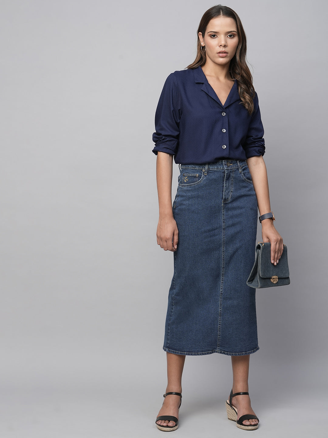 Rayon Dot Dobby Lapel Collar Straight Fit Shirt