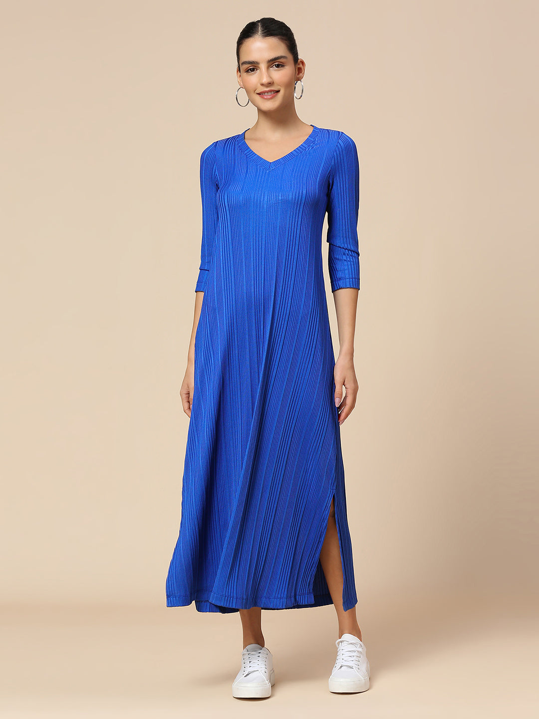 RIBBED KNIT 3/4TH SLEEVE SWING MIDI DRESS