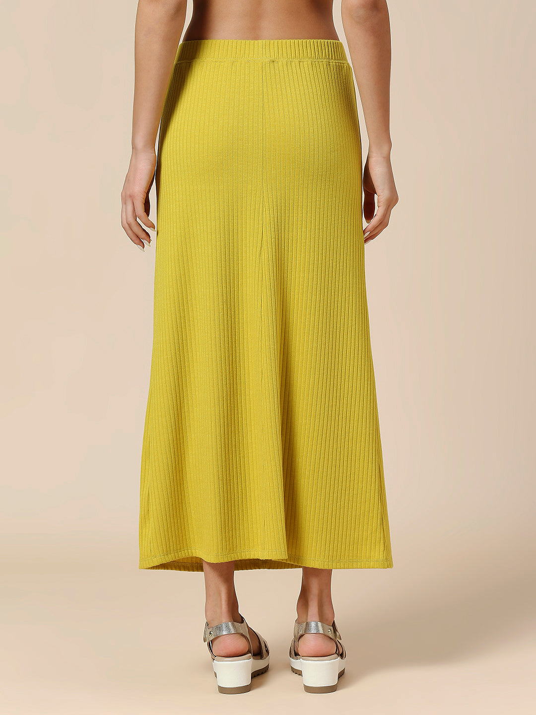 RIBBED KNIT PULL ON A-LINE SKIRT