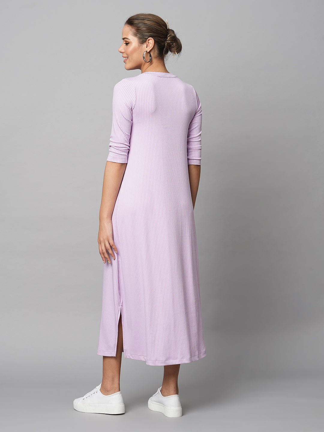 Ribbed Knit 3/4Th Sleeve Swing Midi Dress