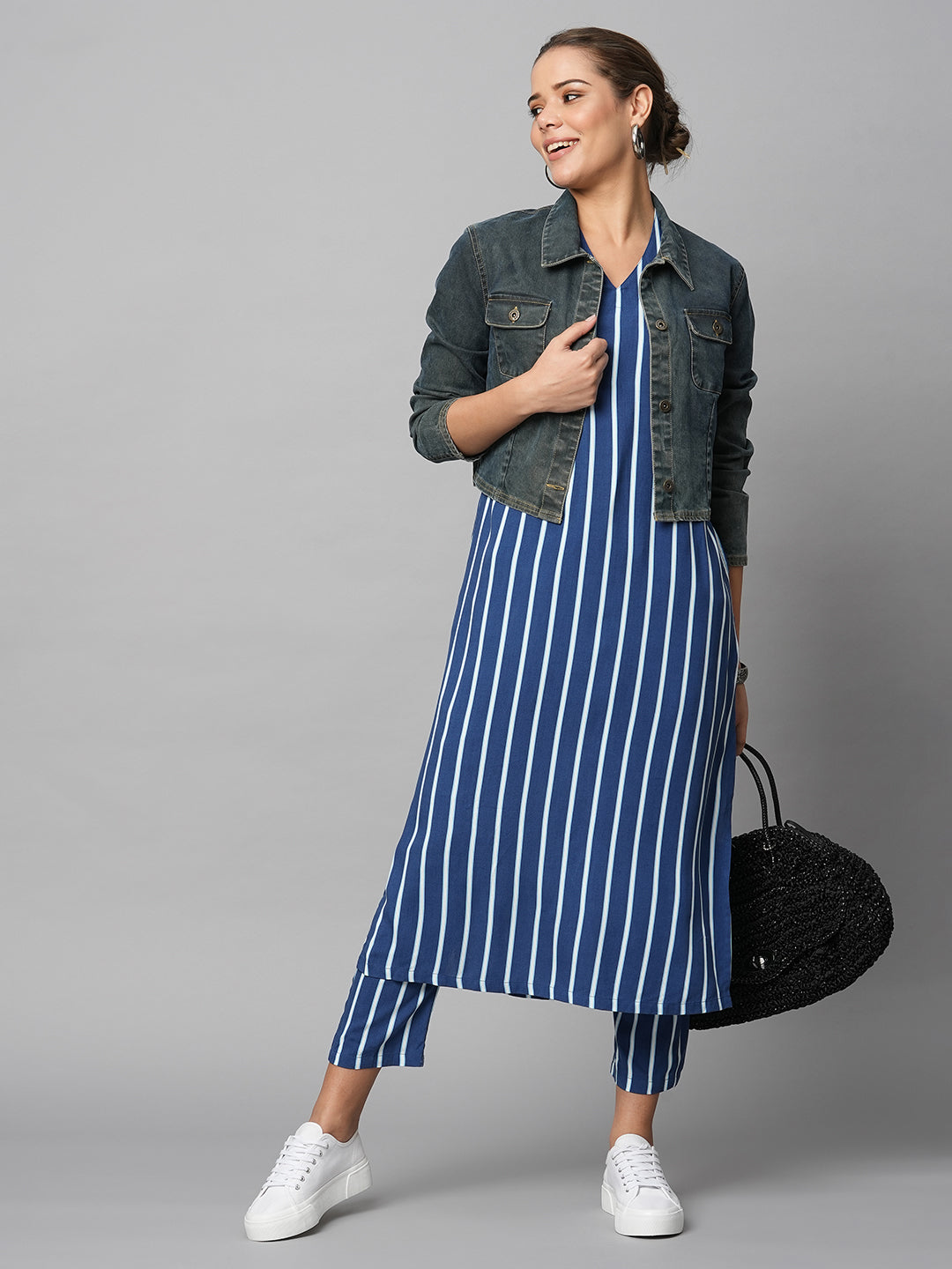 Printed Stripes V Neck Longline Kurta & Tapered Pant Set