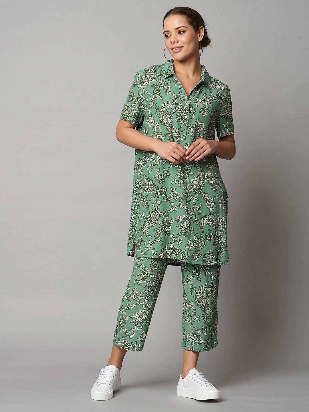 PAISLEY PRINTED VISCOSE CREPE LONGLINE TUNIC TOP & CROPPED PJ'S