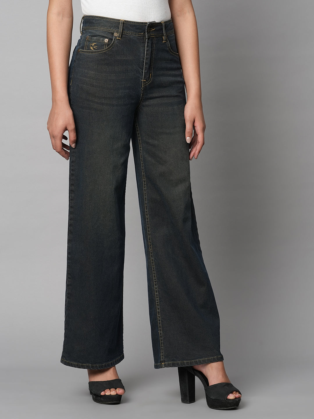 DIRTY WASH DENIM MID RISE FLARED JEANS