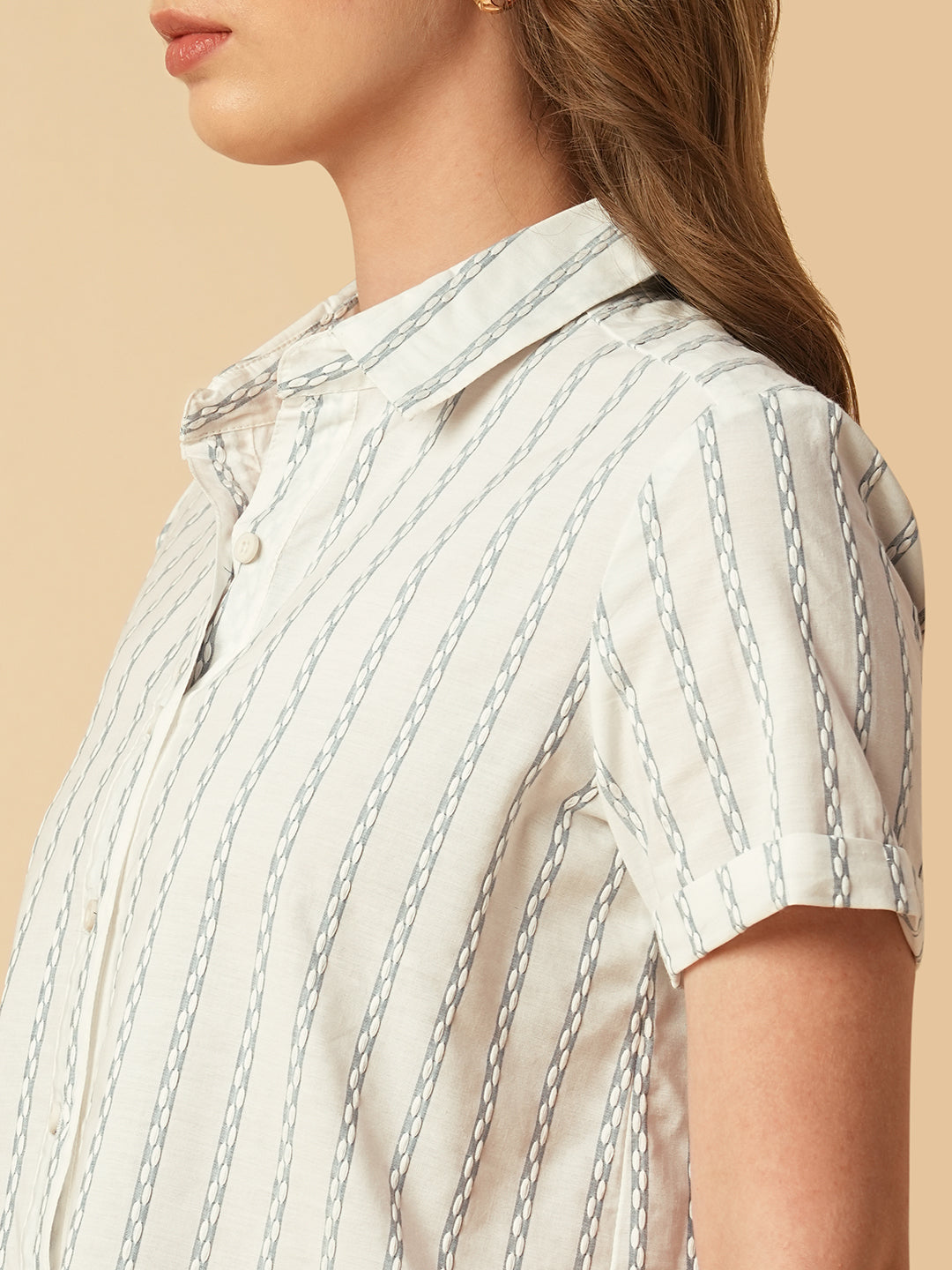 WHITE TEXTURED DOBBY SHIRT