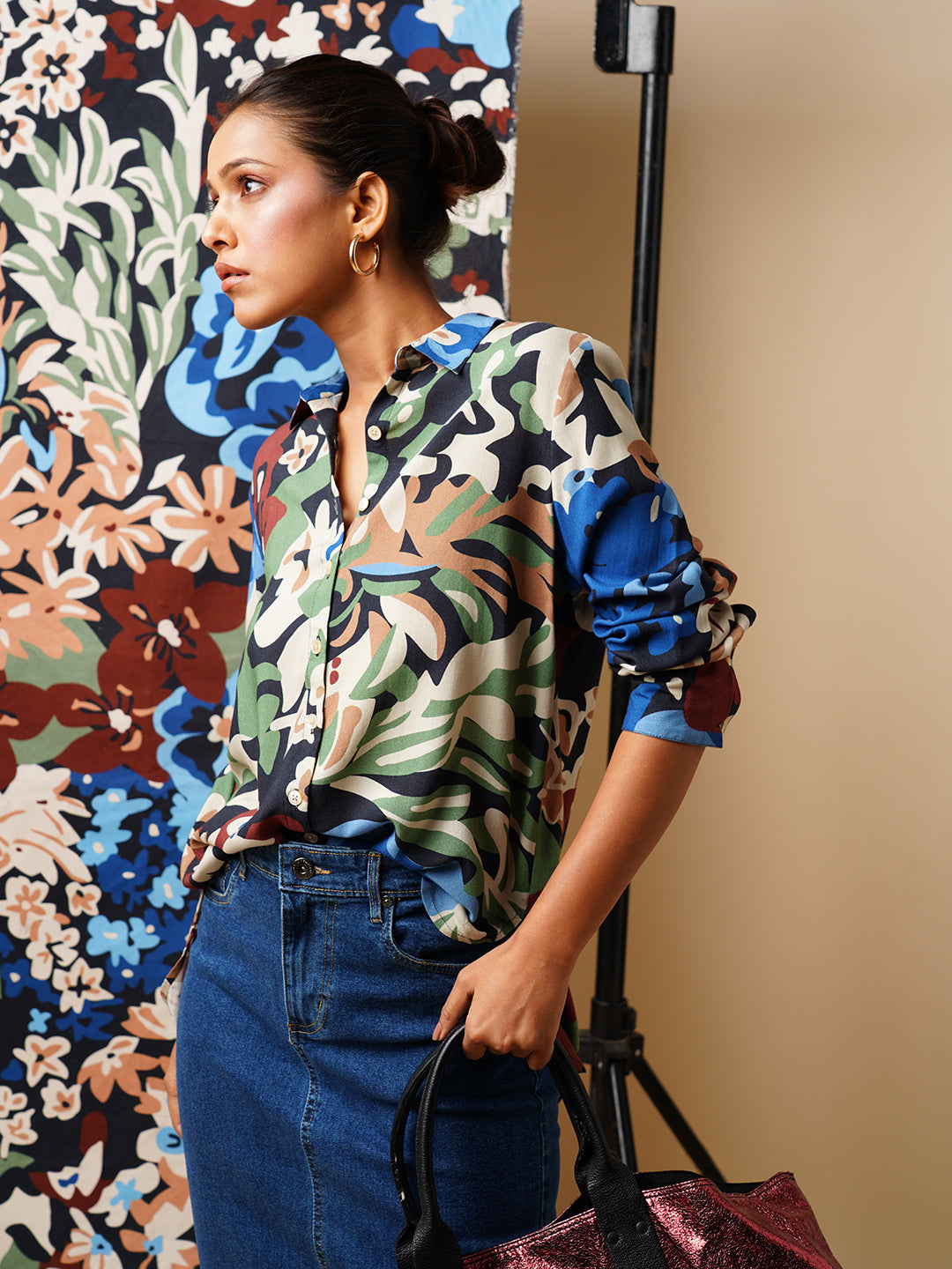Avatar Floral Printed Viscose Shirt With Hi - Low Hemline