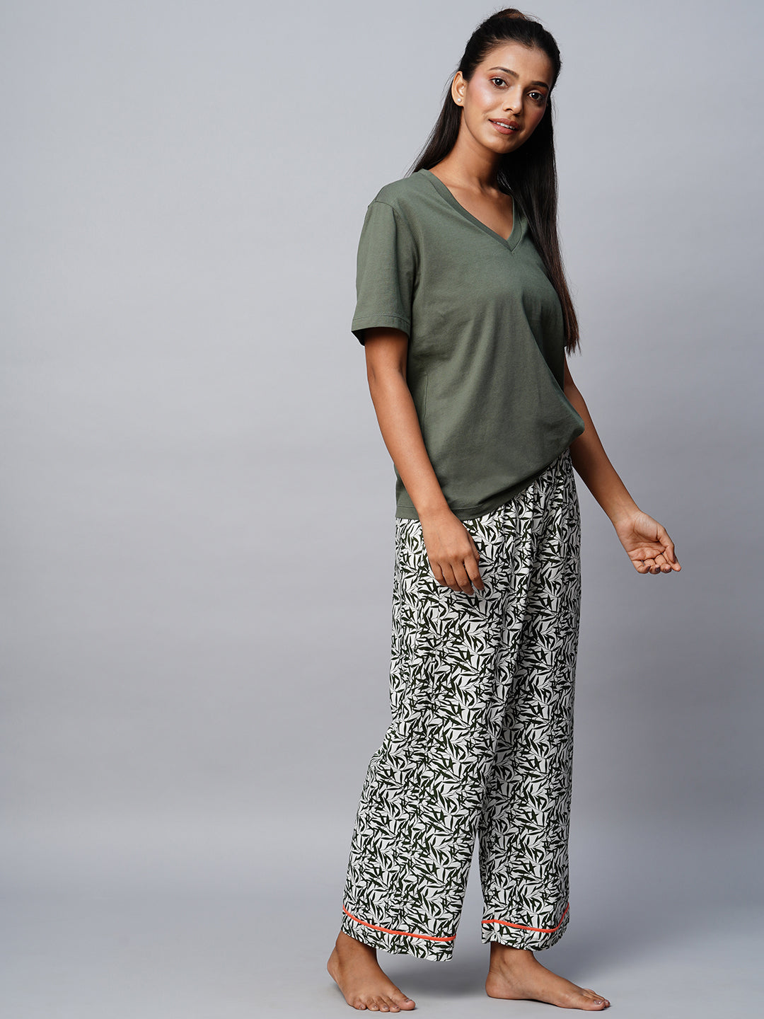 "V-Neck" Jersey Tee & Printed Pj Set