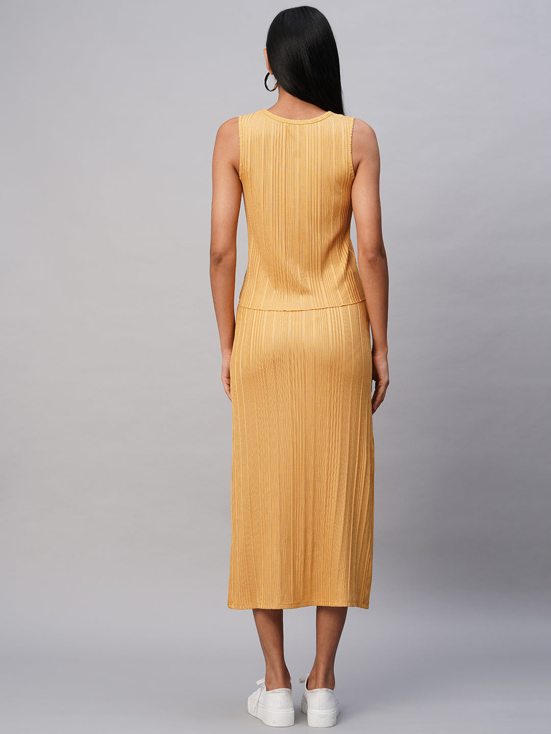 Ribbed Knit Tank And Pull On Slit Skirt "Airport Look Co-Ord Set"