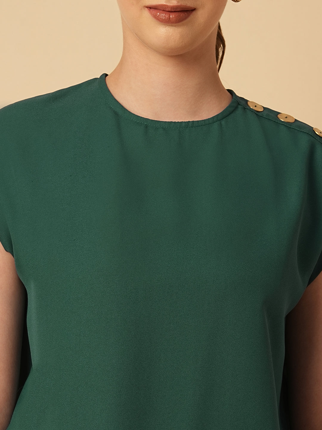 DROP SHOULDER EALSTICATED HEM TOP