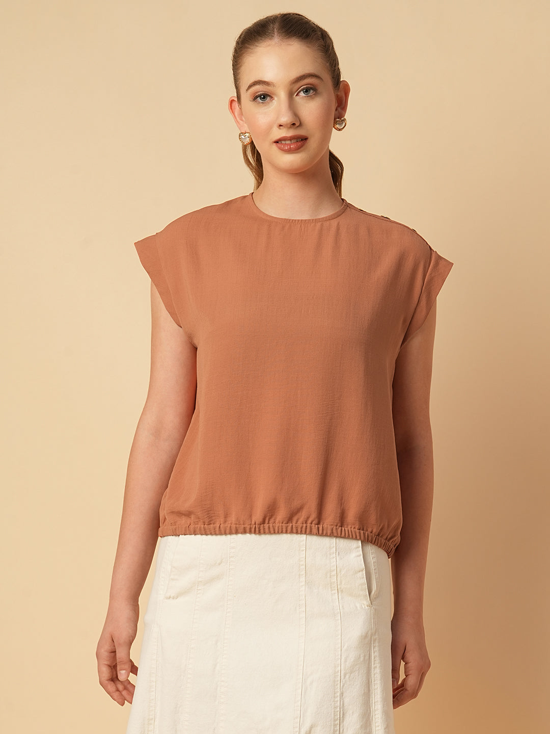 DROP SHOULDER EALSTICATED HEM TOP