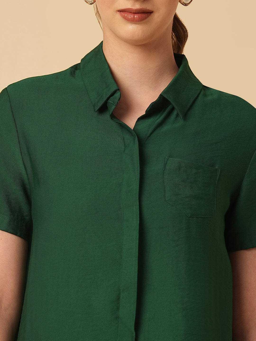 VISCOSE TWILL BOXY CROPPED SHIRT