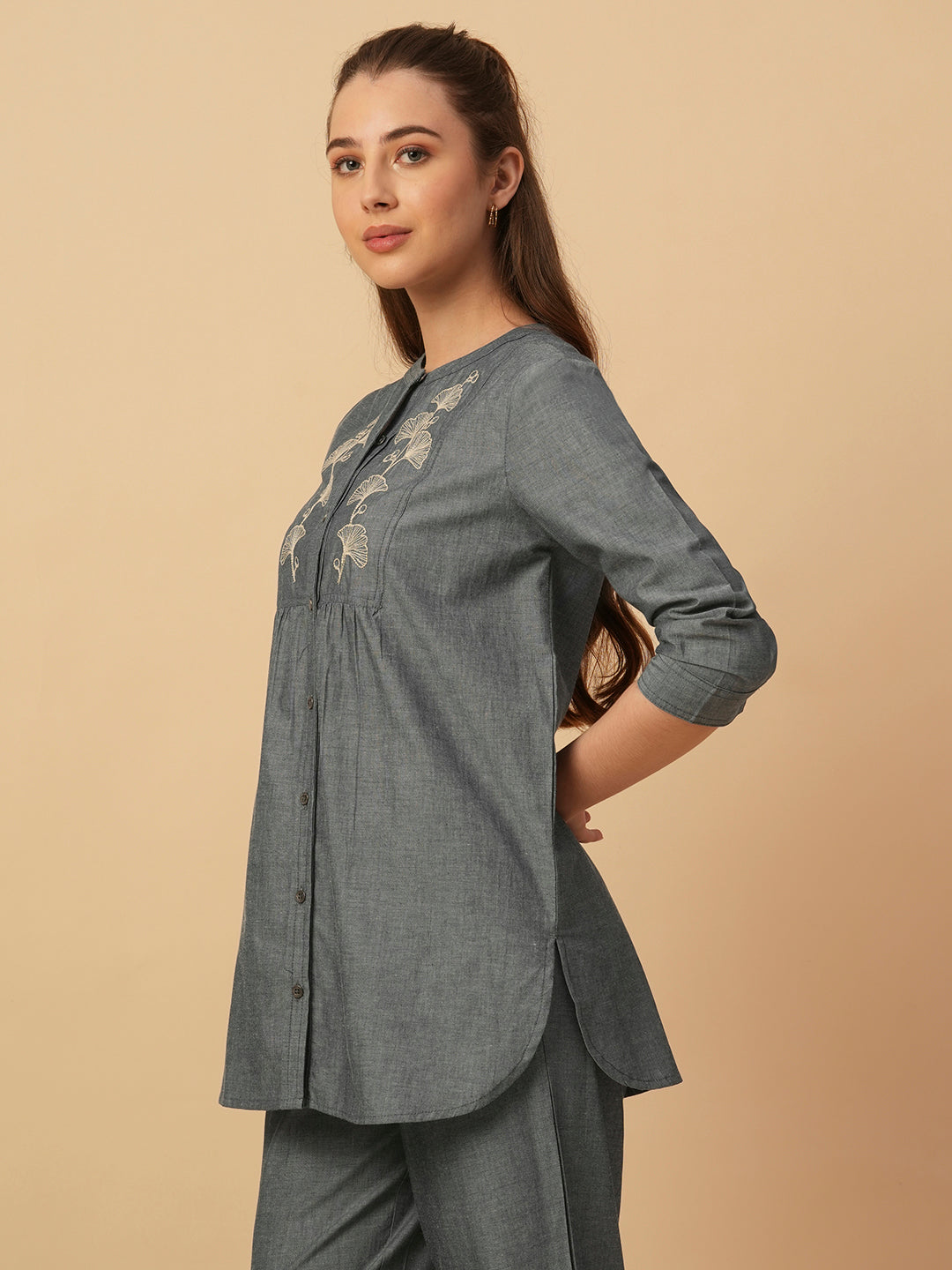 CHAMBRAY LONGLINE EMBROIDERED TUNIC