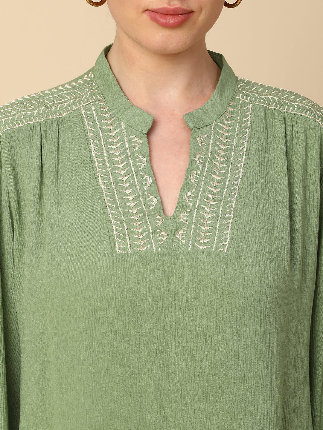 CRINKLE RAYON EMBROIDERED TUNIC TOP