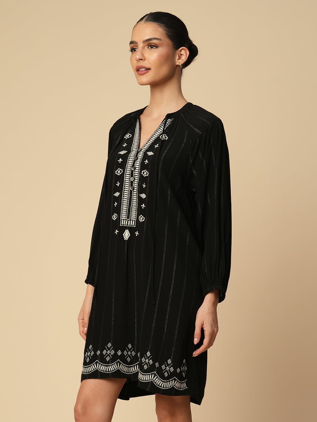 LUREX CREPE EMBROIDERED TUNIC DRESS