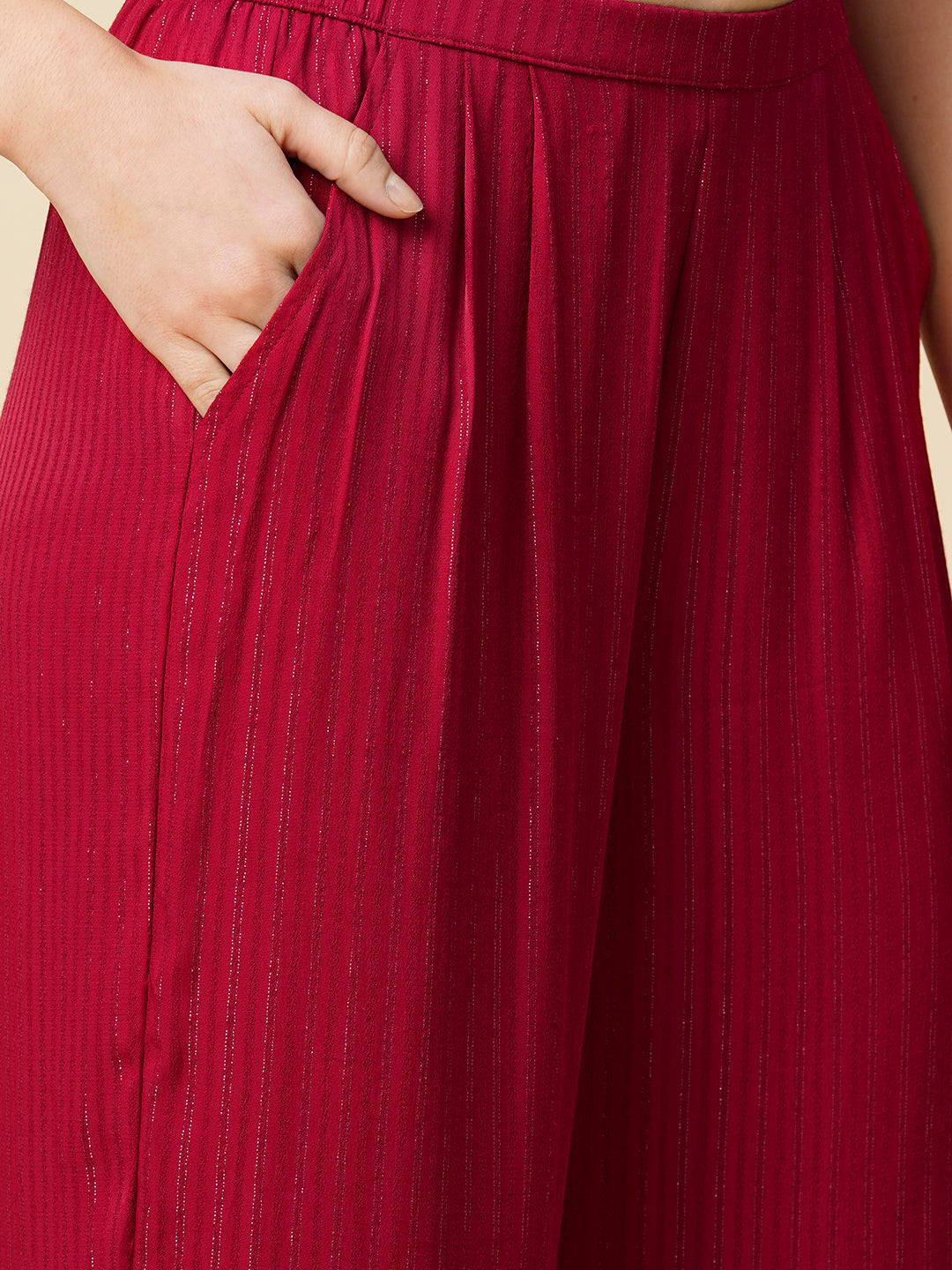 Viscose Crepe Striped Lurex Slip On Cropped Cullotes