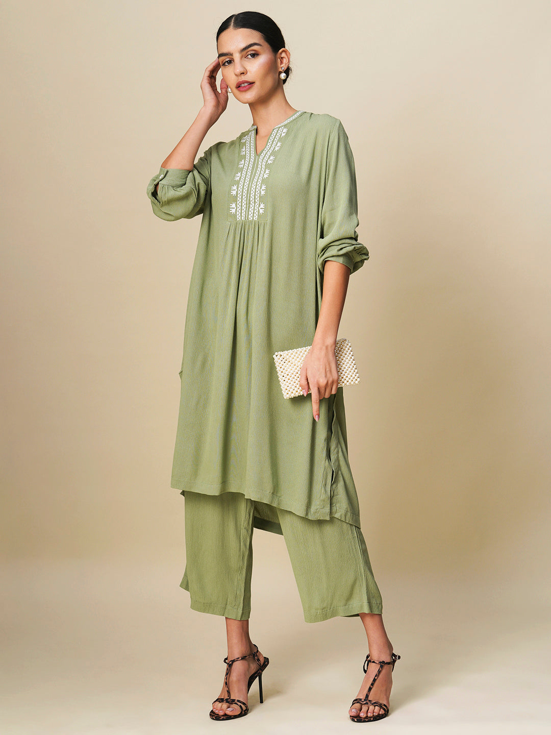 CRINKLE RAYON EMBROIDERED KURTA SET