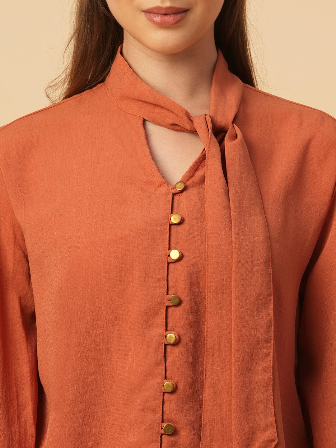 TIE-UP NECK CRUSHED TOP