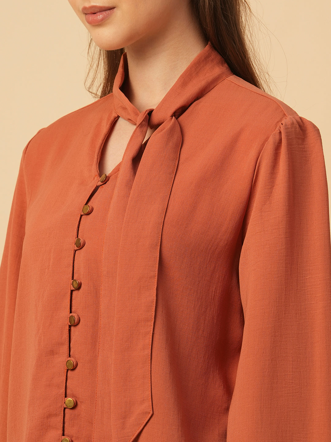 TIE-UP NECK CRUSHED TOP