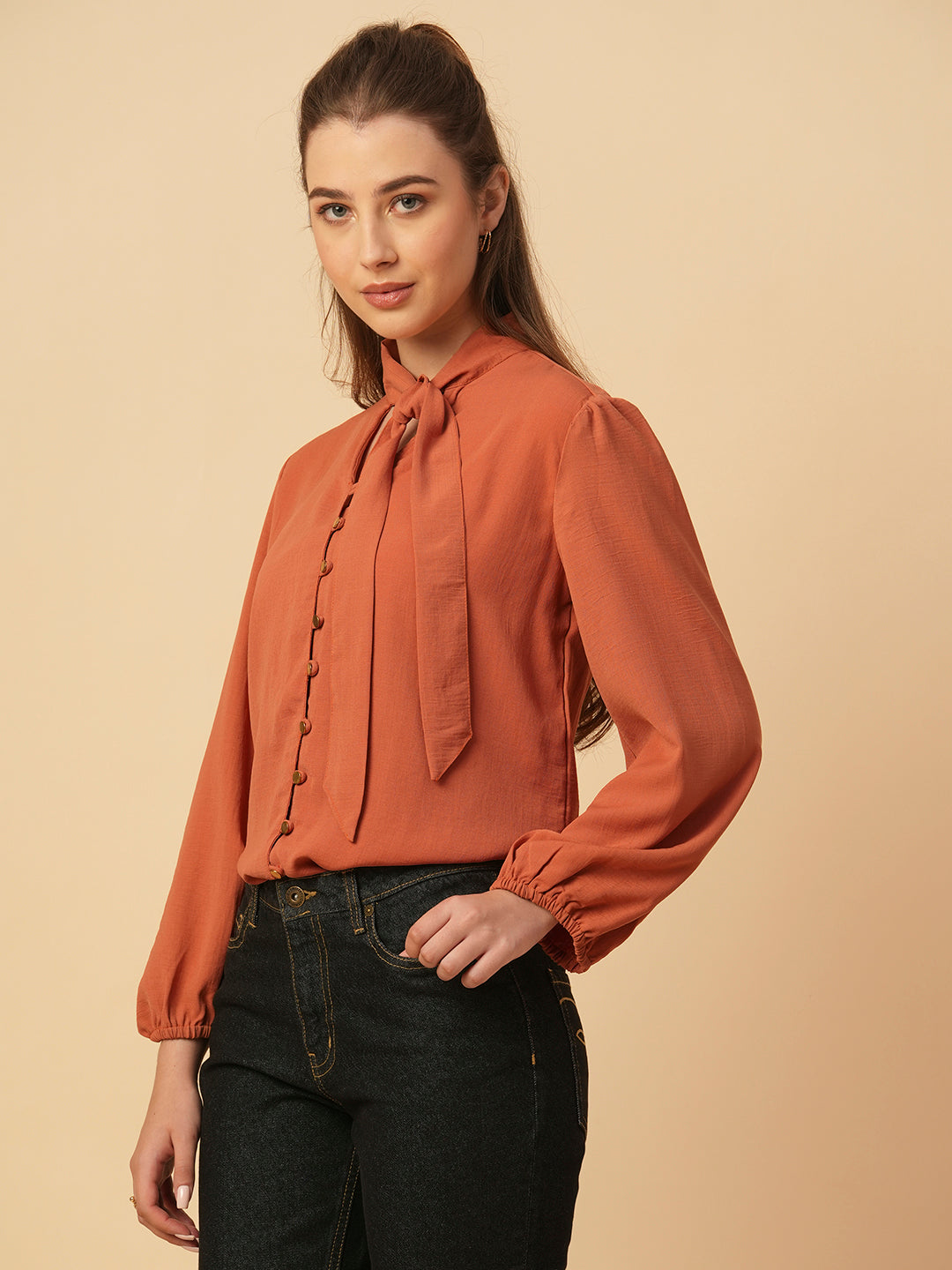 TIE-UP NECK CRUSHED TOP