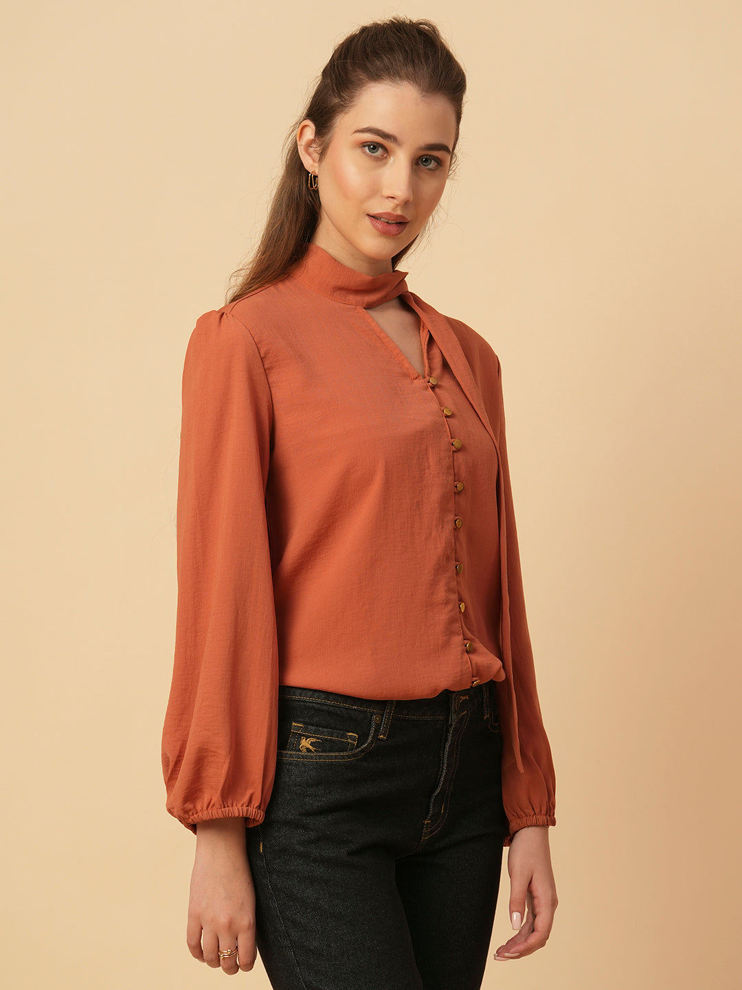 TIE-UP NECK CRUSHED TOP