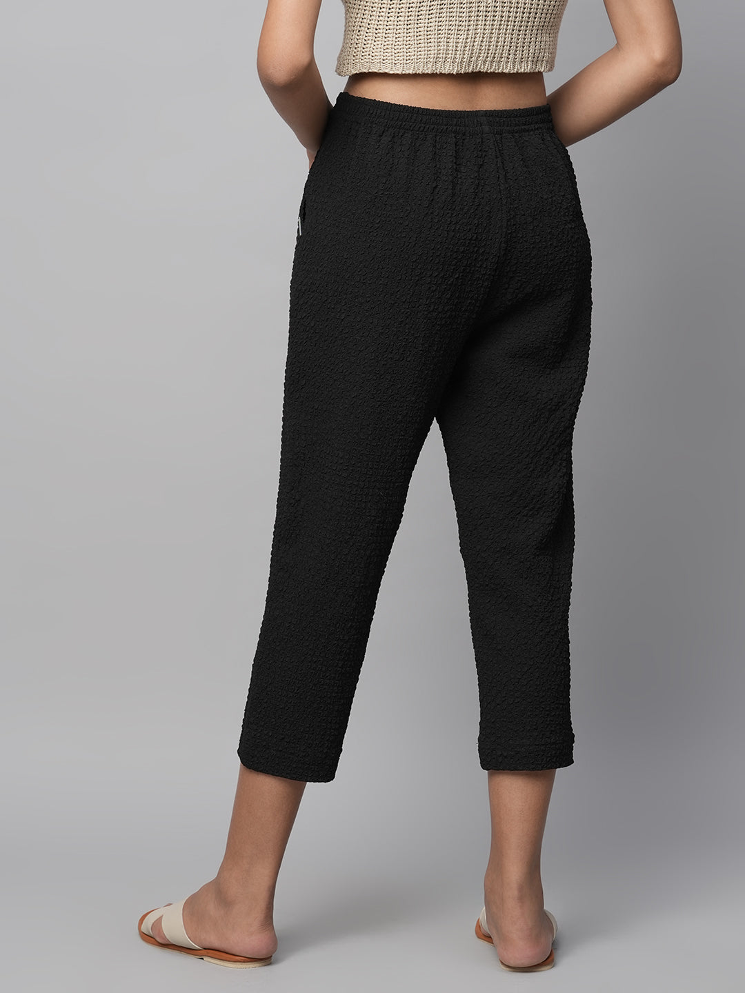 Textured Slim Leg Cropped Pants