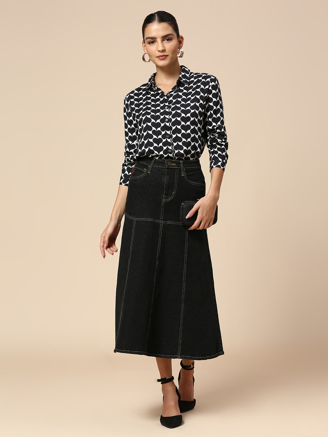 "FLIPPED HEARTS" RAYON BUTTON SHIRT