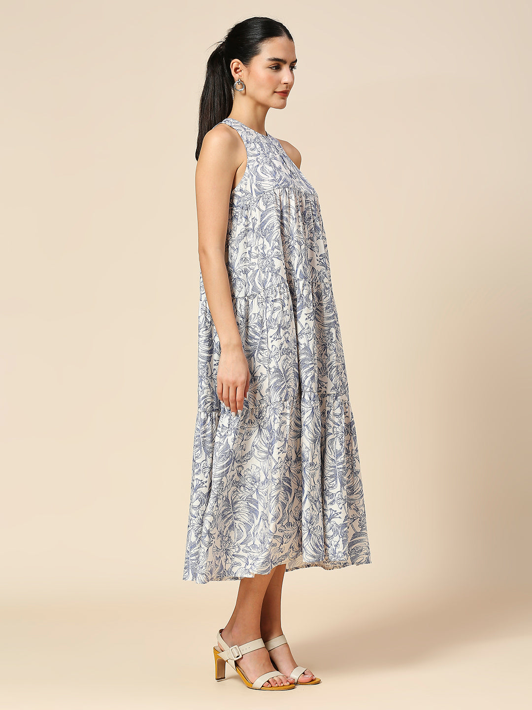 CRUSHED VISCOSE LINE FLORAL PRINTED TIERED DRESS