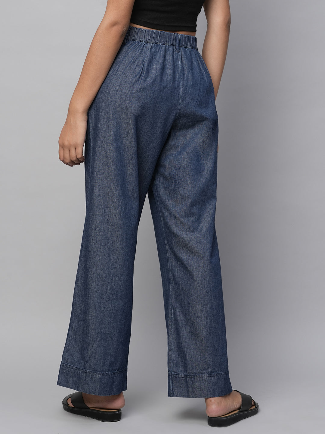 Light Weight Pleated Flared Leg Denims