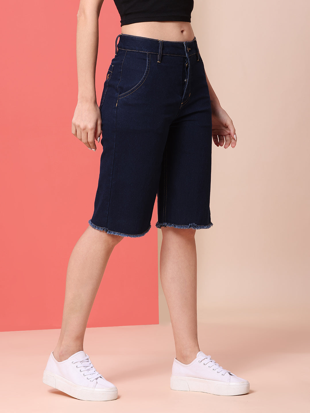 DENIM KNEE LENGTH SHORTS