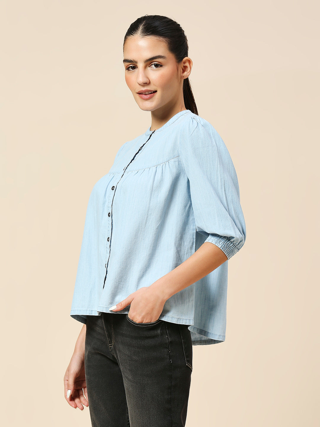 ICE WASH LIGHT WEIGHT DENIM GATHERED SWING AWAY CROP TOP