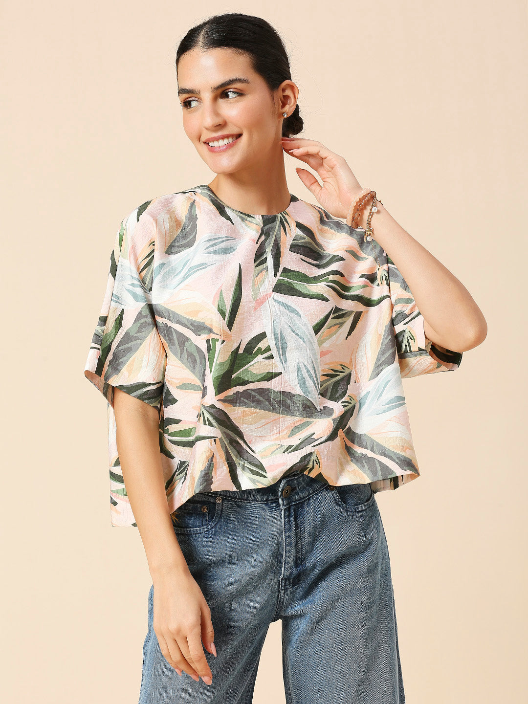 TROPICAL PRINTED CRUSHED VISCOSE POLYAMIDE CROPPED BOX TOP