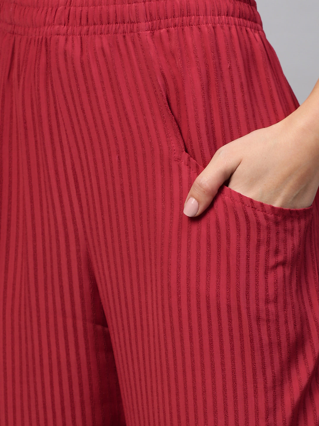 Viscose Crepe Dobby Raglan Embroidered Kurta Set