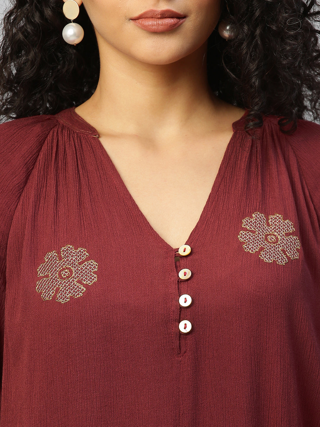 Crinkle Rayon Embroidered Kurta Set