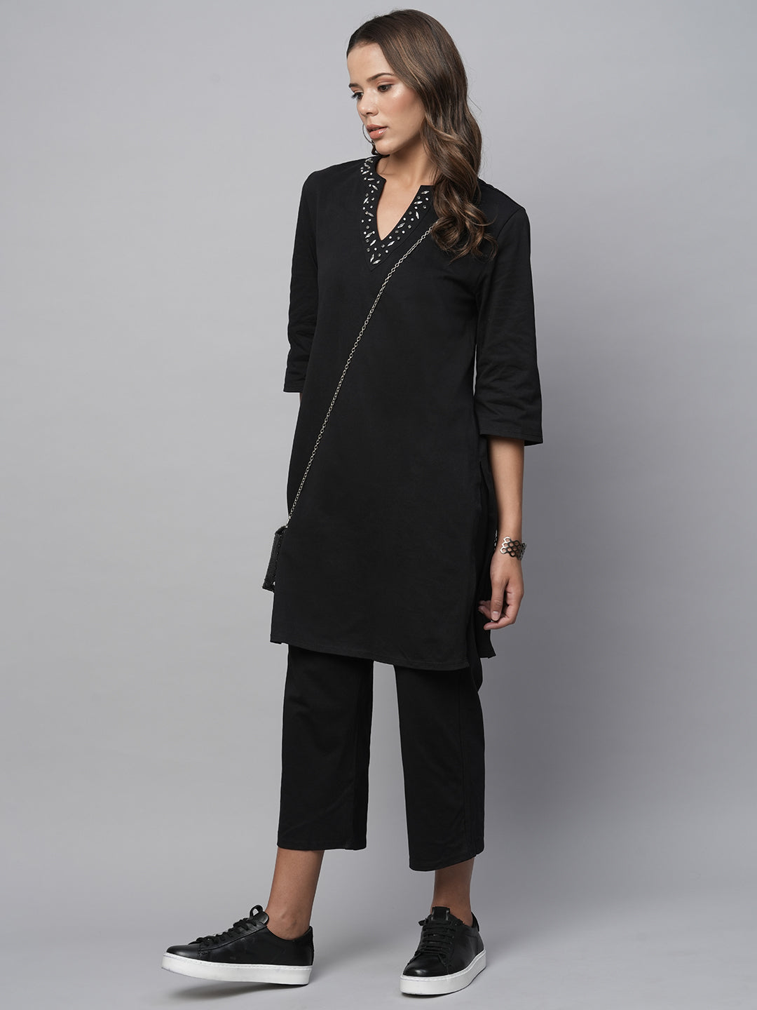 Cotton Jersey Embellished Longline Tee W/ Cropped Slim Pant Set