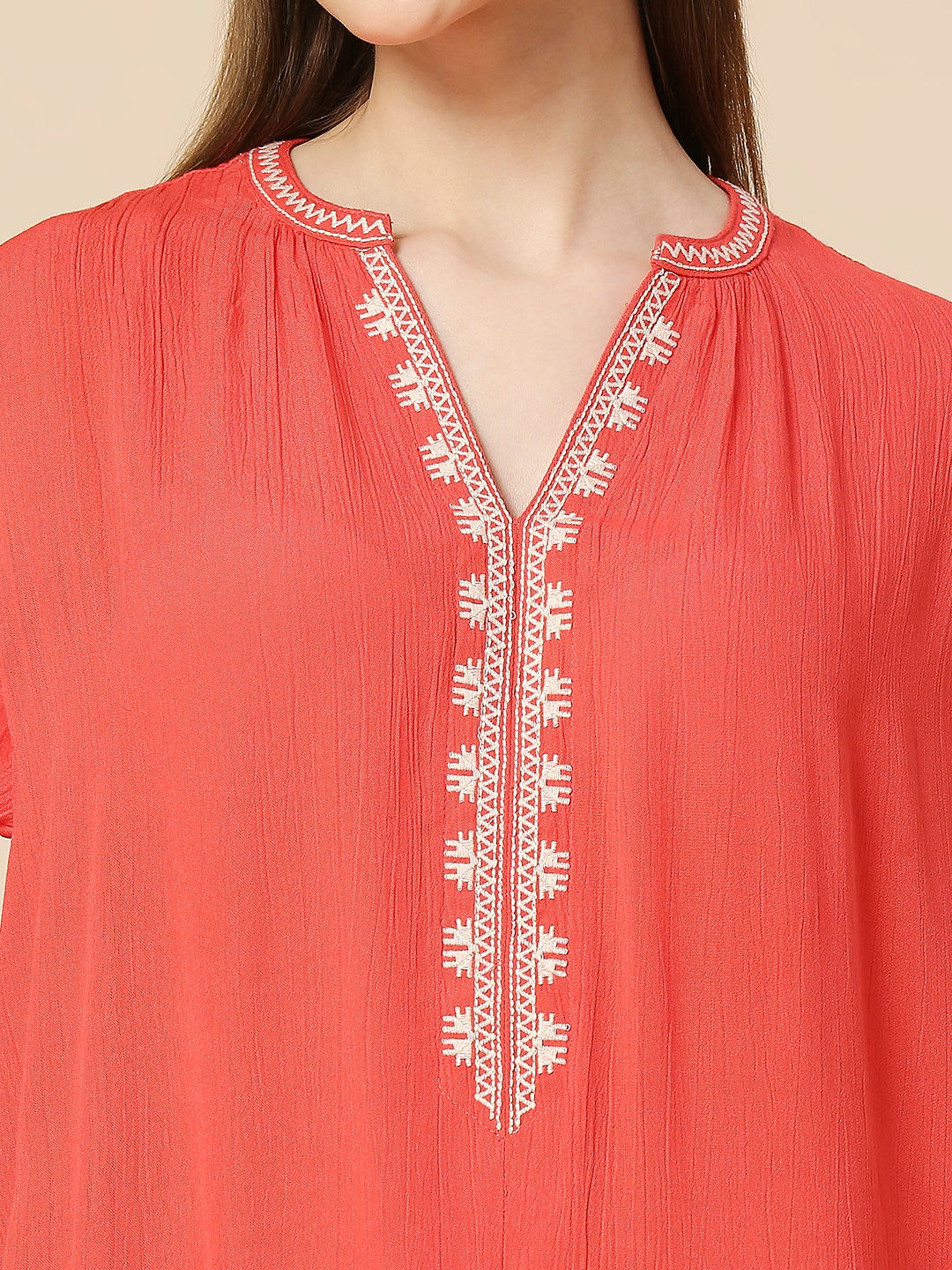 CRINKLE RAYON EMBROIDERED KURTA & PJ SET