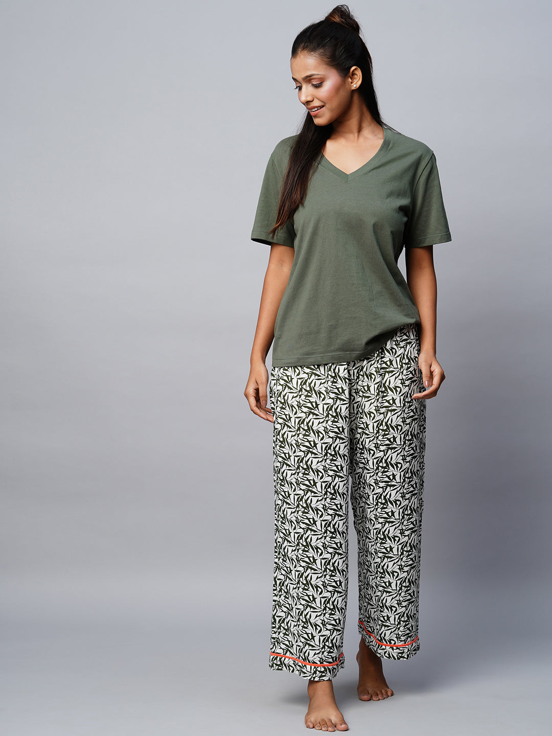 "V-Neck" Jersey Tee & Printed Pj Set