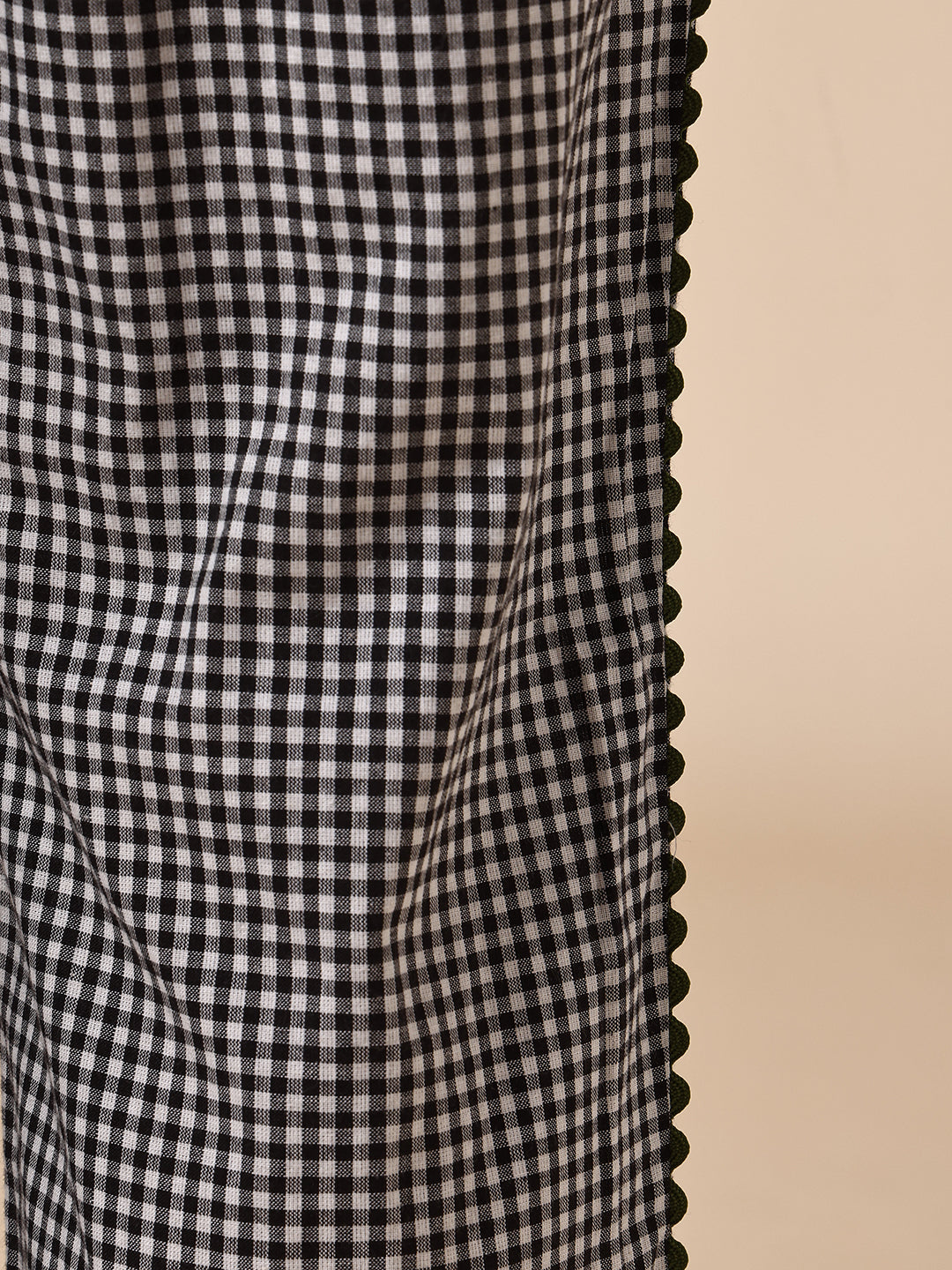 GINGHAM CHECKS DROP SHOULDER NIGHTSUIT W/ RIC RAC TRIMMING