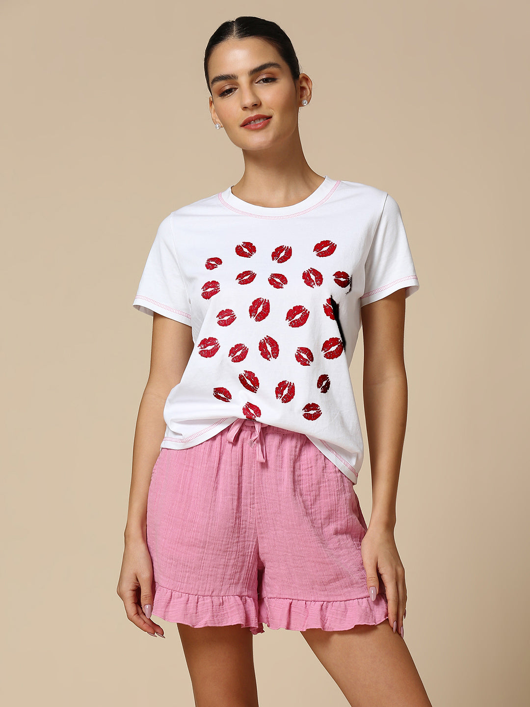 CRINKLE DOUBLE CREPE COTTON RUFFLED HEM SHORTS & "KISSES" PRINTED TEE SET
