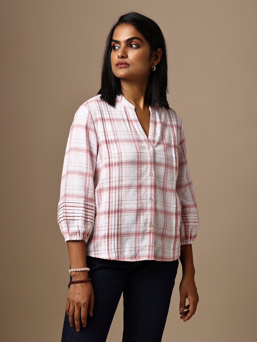 PLAID PINTUCKED SHIRT