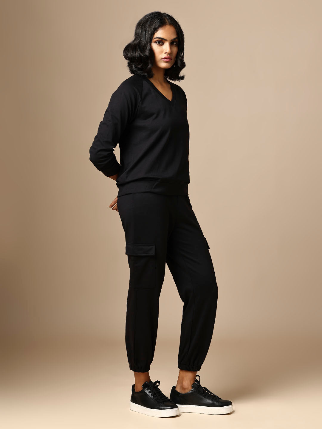 FRENCH TERRY SWEATSHIRT & CARGO JOGGERS CO-ORD SET