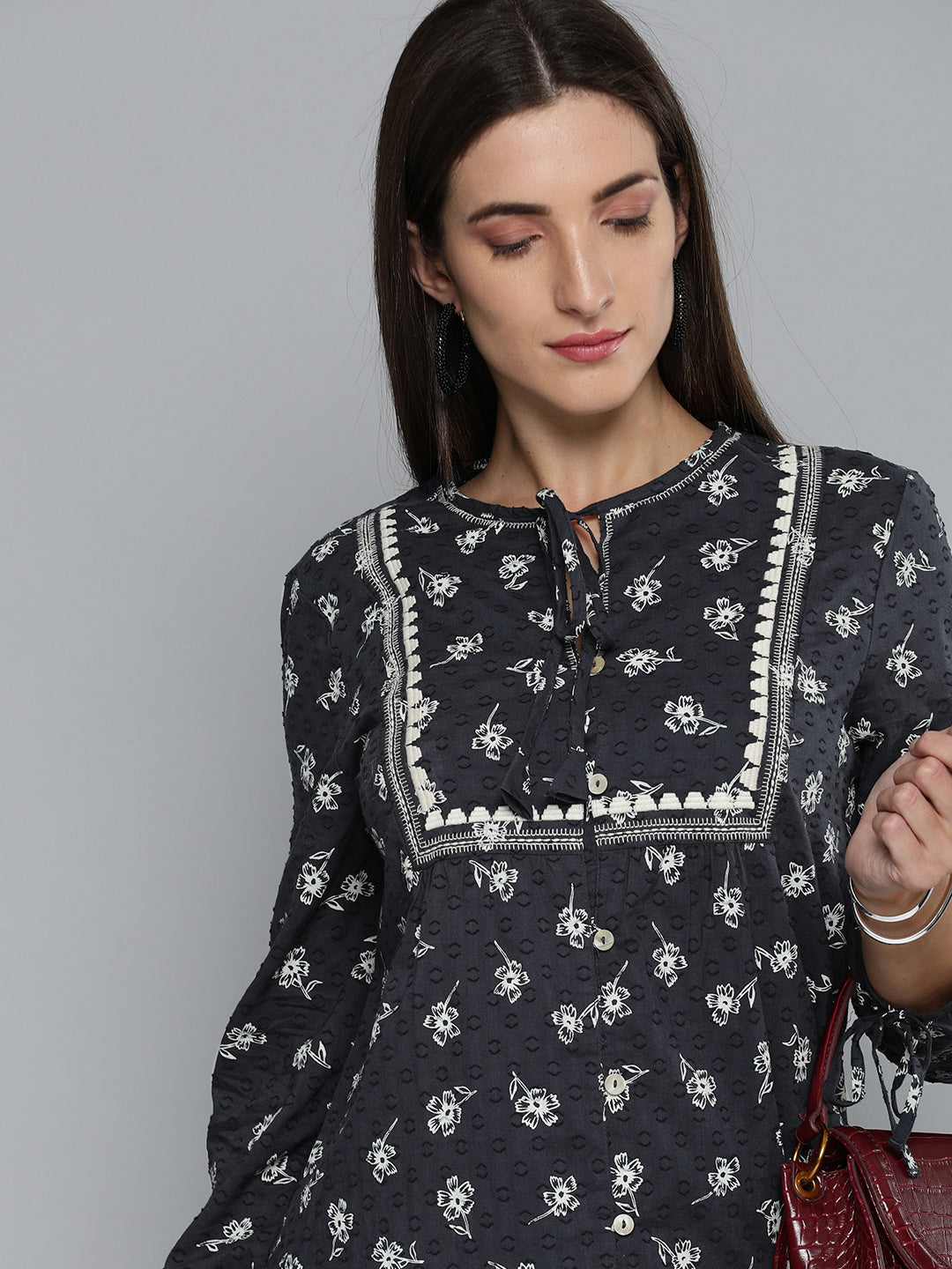 EMBROIDERED COTTON DOBBY KURTA