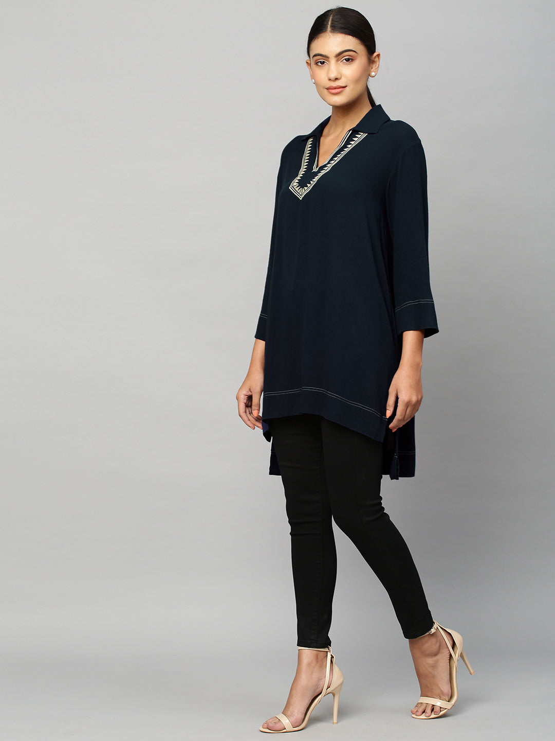 Crinkle Rayon Embroidered Kurta