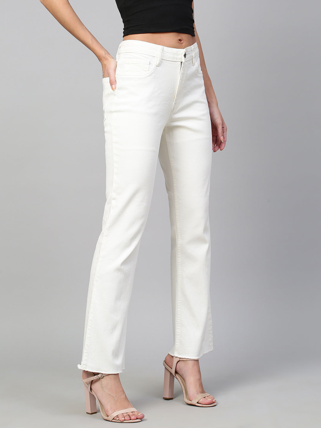 MID RISE BOOT CUT JEANS