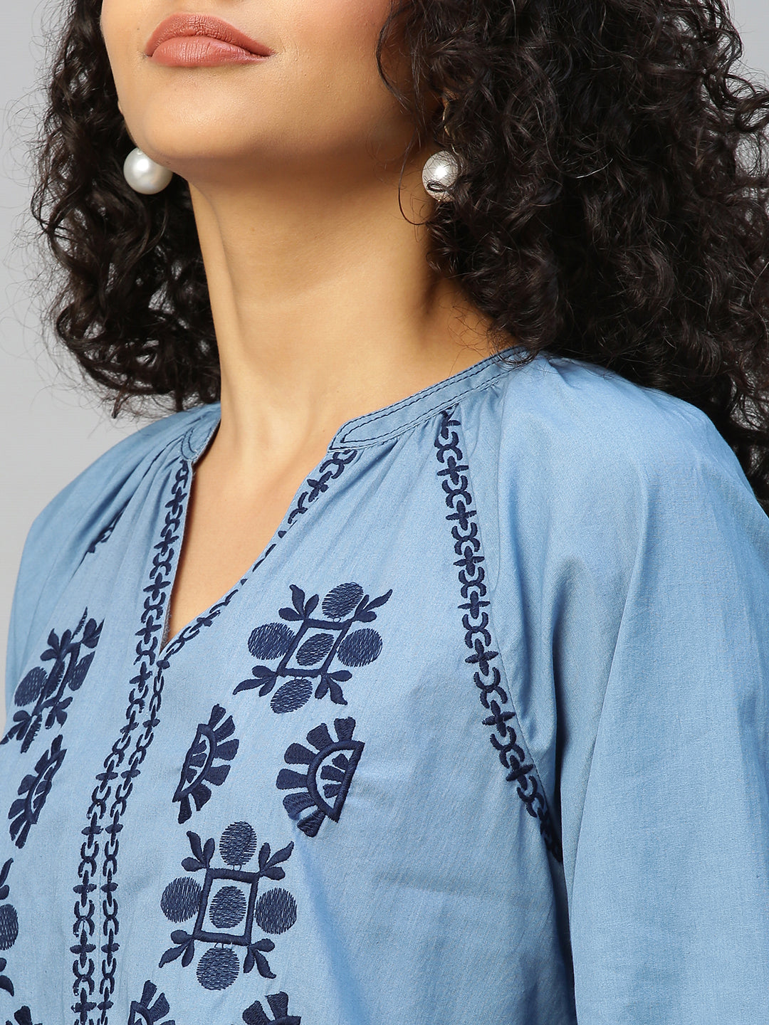 Cotton Poplin Raglan Sleeve Embroidered Tunic Top