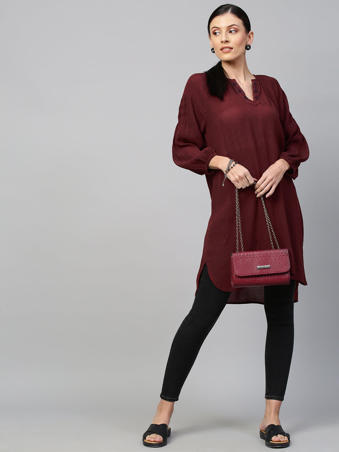 CRINKLE RAYON EMBROIDERED KURTA