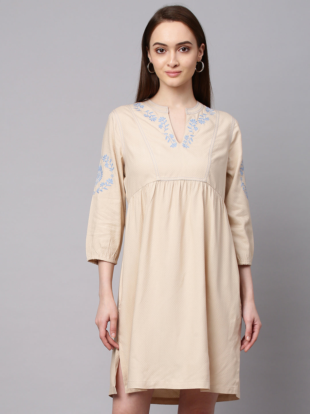 Embroidered Textured Dobby Kurta
