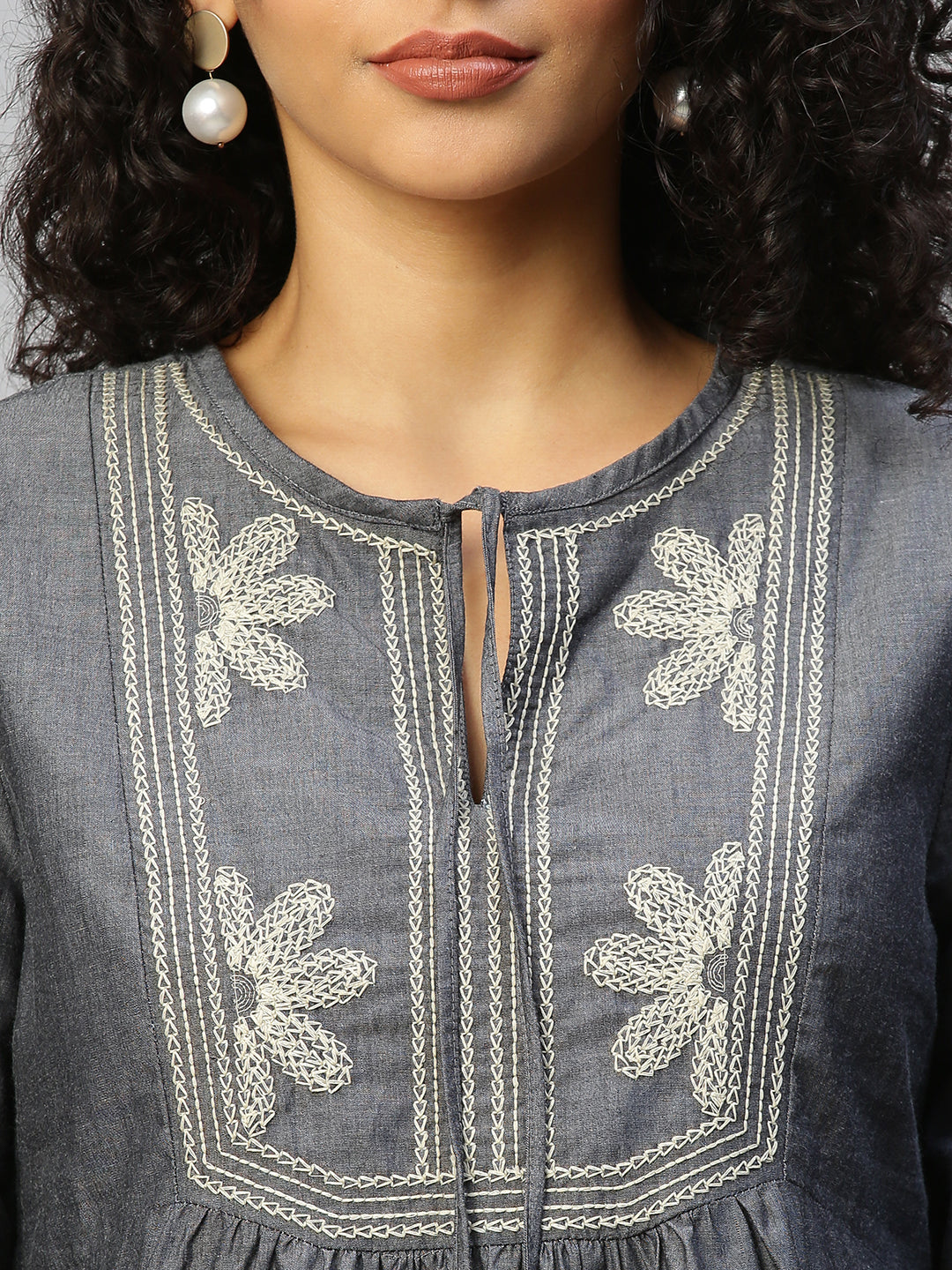 Embroidered Charcoal Chambray Kurta