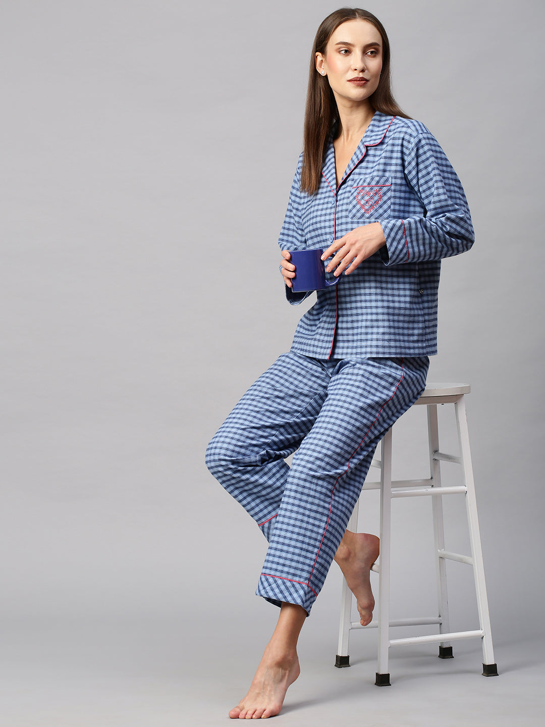 Drop Shoulder Checkered Nihgtsuit W/ Contrast Detailing
