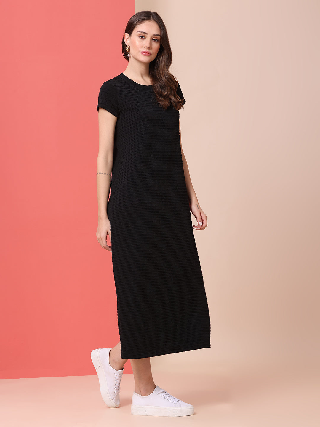 TEXTURED KNIT STRAIGHT FIT DRESS