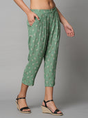 Viscose Crepe Butti Printed Pleated Cropped Pants