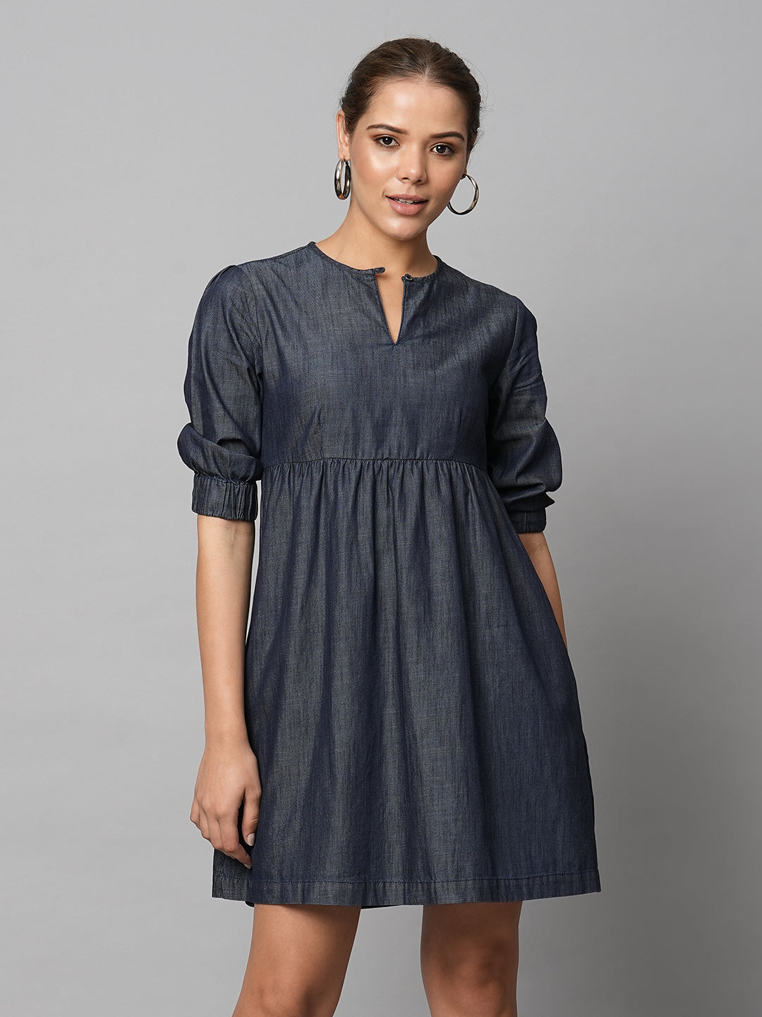 Shop denim dresses for a chic and trendy style. – Chemistry
